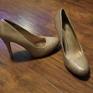 Sparkly gold heels